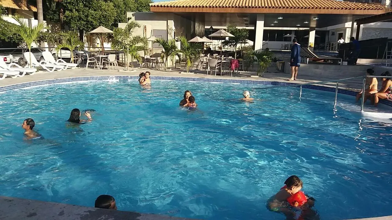 Diroma Resort - Apartamentos Jn Caldas Novas 0*,