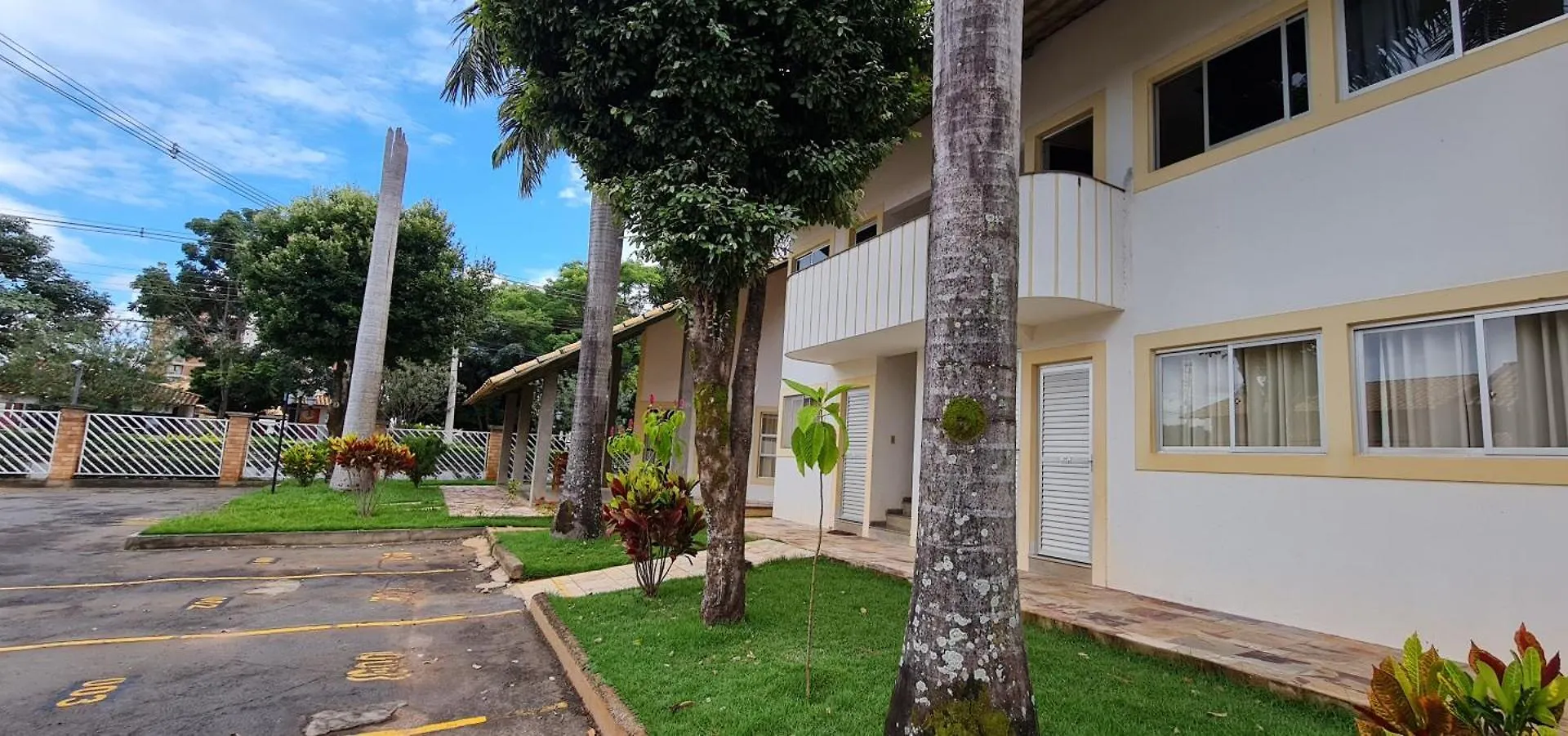 Diroma Resort - Apartamentos Jn Caldas Novas Apartment